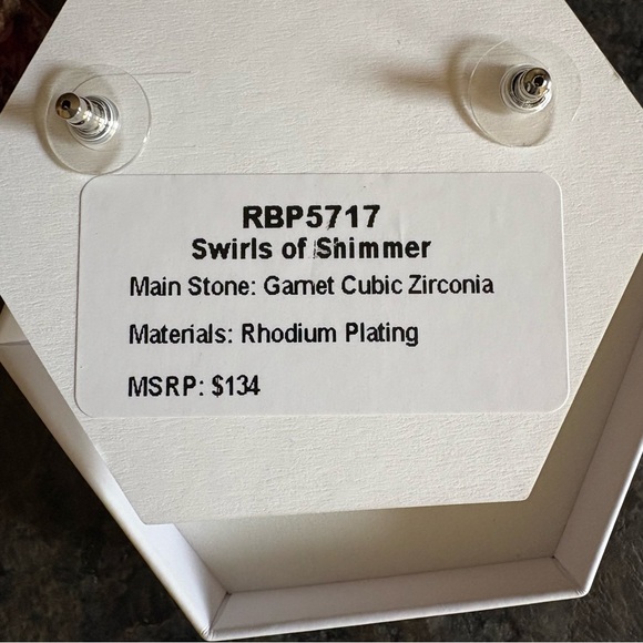 Bomb Party Earrings January - Picture 4 of 5